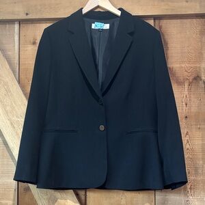 Tahari Elegant Black Blazer